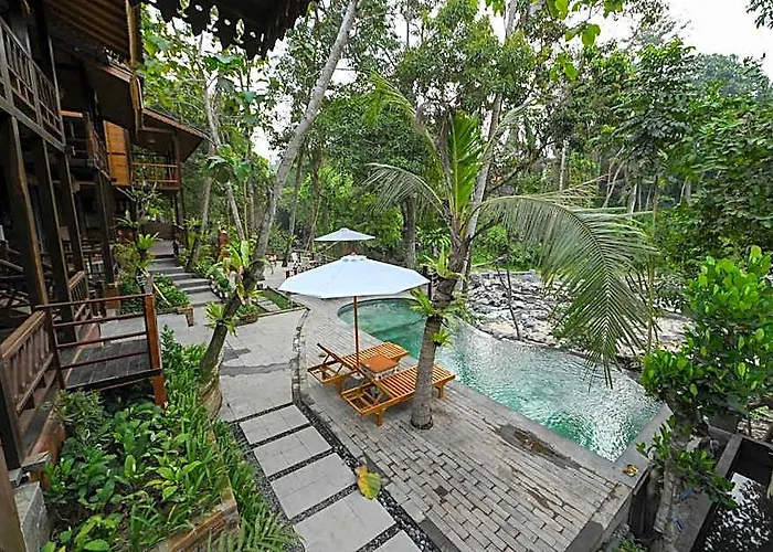 Tegal Campuhan Retreats ロッジ Tanjungan